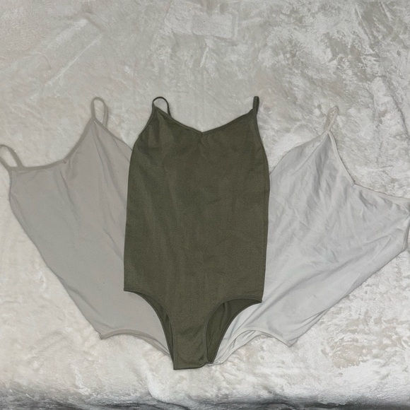 Bodysuits - Picture 2 of 5